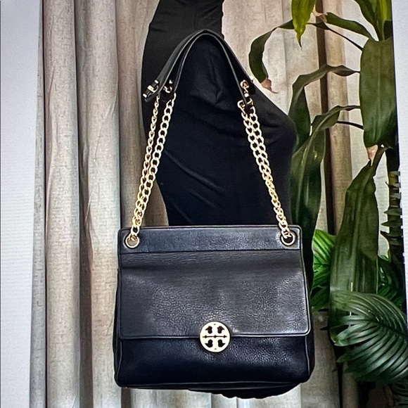 Tory Burch Black Leather Chelsea Shoulder bag/ CrossbodyBag. - Picture 13 of 16